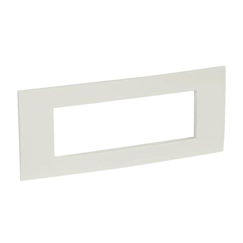 Placca Bticino Vela Quadra 6 moduli Bianco lucido 685643 Placca Bticino Vela Quadra 6 moduli Bianco lucido 685643